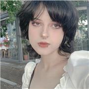 Offro lezioni per ragazzi che frequentano le scuole elementari, medie, e scuola superiore.